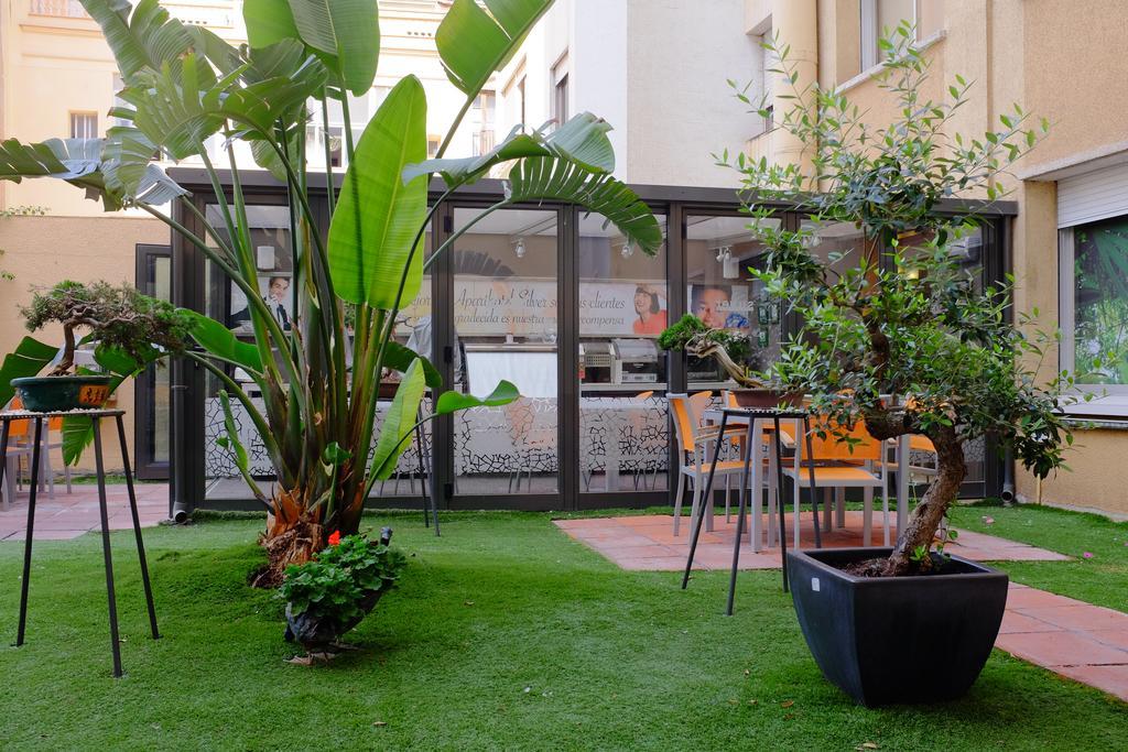 Aparthotel Silver Barselona Dış mekan fotoğraf
