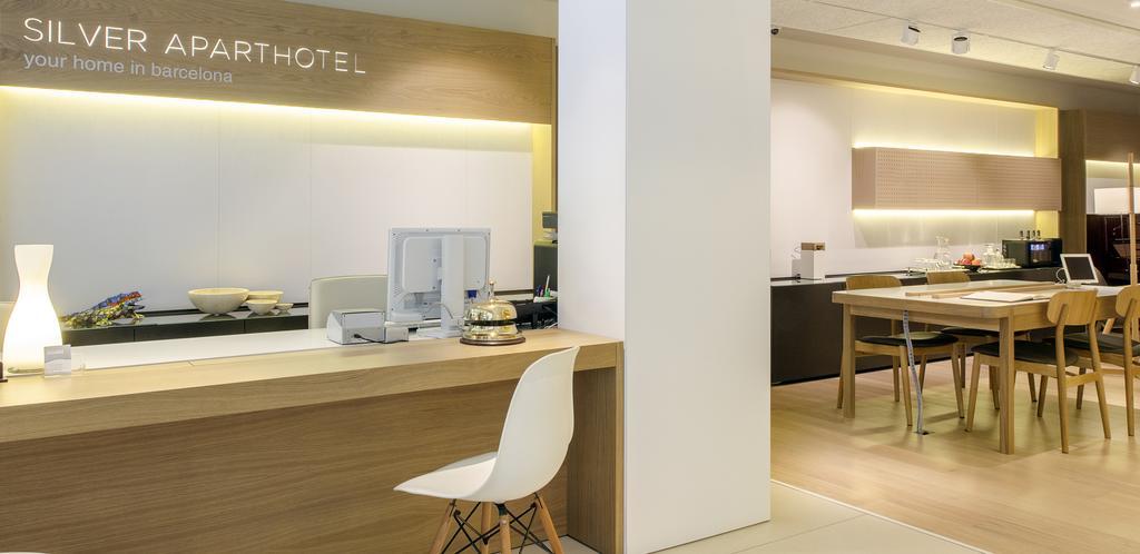 Aparthotel Silver Barselona Dış mekan fotoğraf