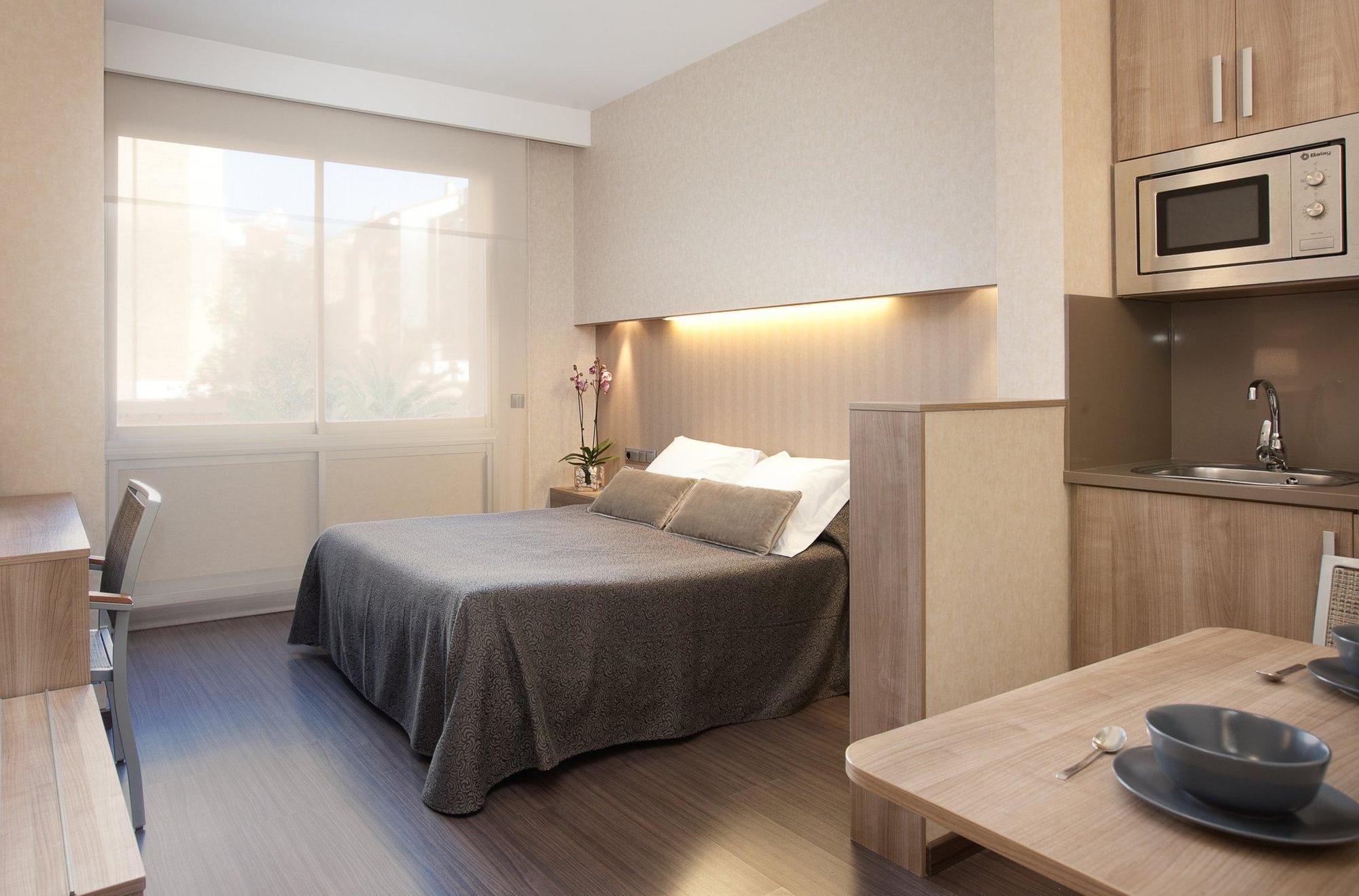 Aparthotel Silver Barselona Dış mekan fotoğraf