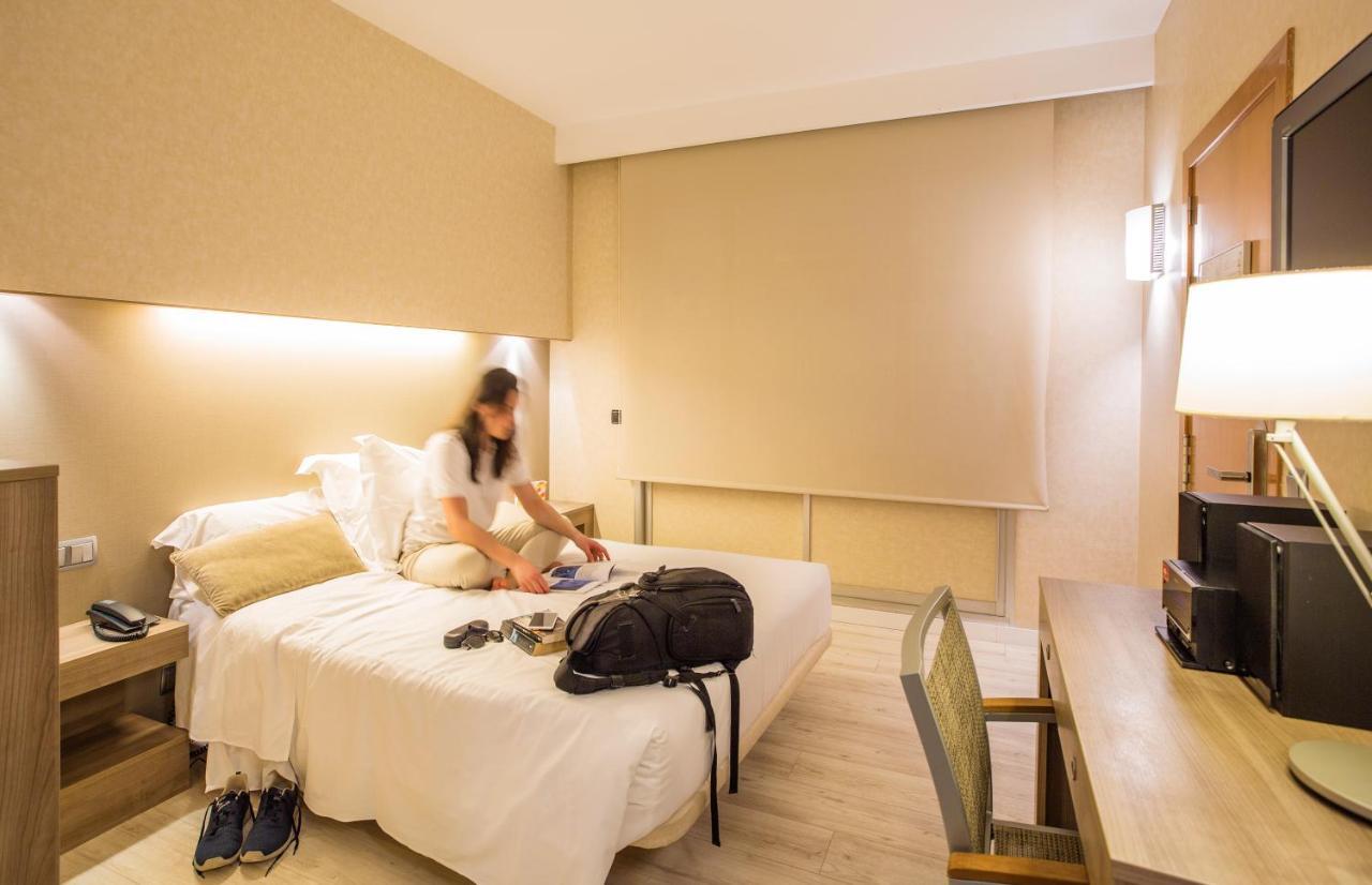 Aparthotel Silver Barselona Dış mekan fotoğraf