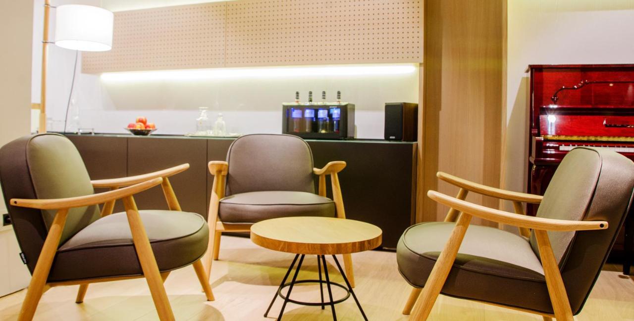 Aparthotel Silver Barselona Dış mekan fotoğraf