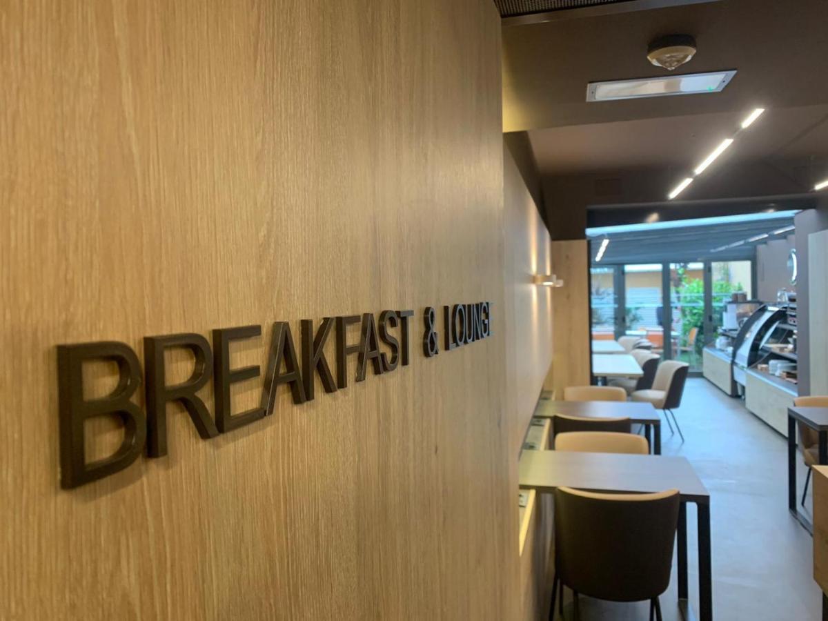 Aparthotel Silver Barselona Dış mekan fotoğraf
