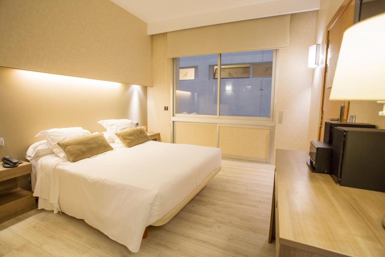 Aparthotel Silver Barselona Dış mekan fotoğraf